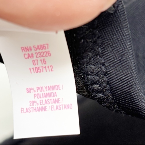 VICTORIA’S SECRET Women’s THE FLIRT BANDEAU Strapless Sequin Bikini Top Size 34D - Picture 9 of 9